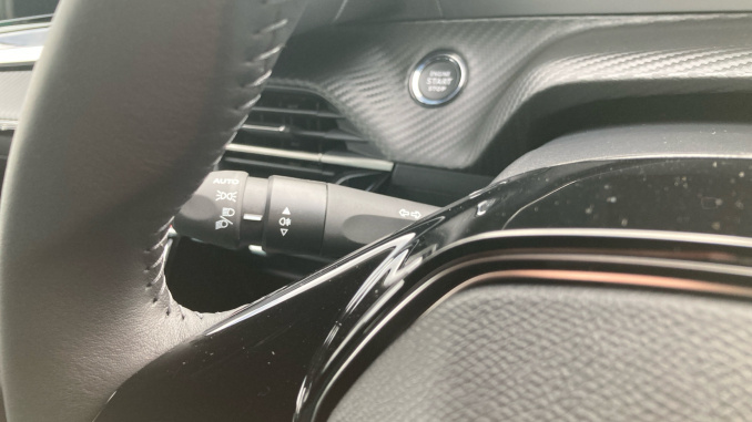 Peugeot 208 1.2 100 Turbo Envy 5dr Petrol Hatchback - Image 24